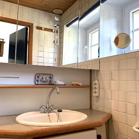 Maison Bretonne 50m Avec Jardin Et Wifi A - Ref 413 Villa *